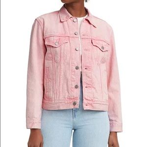 Levi’s Ex-boyfriend trucker jacket